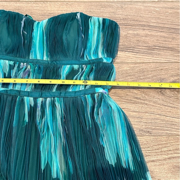 NWT! Hutch Lanza Teal Strapless Pleated Tulle Gown Size 6 - Picture 13 of 15